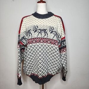 Vintage Nordstrikk 100% Wool Norwegian Fair Isle Reindeer Motif Sweater Size L